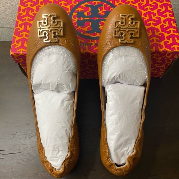 TORY BURCH MELINDA BALLET TUMBLED LEATHER FLATS - Picture 8 of 10